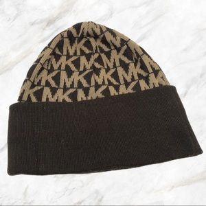 Michael Kors beanie hat toboggan signature design